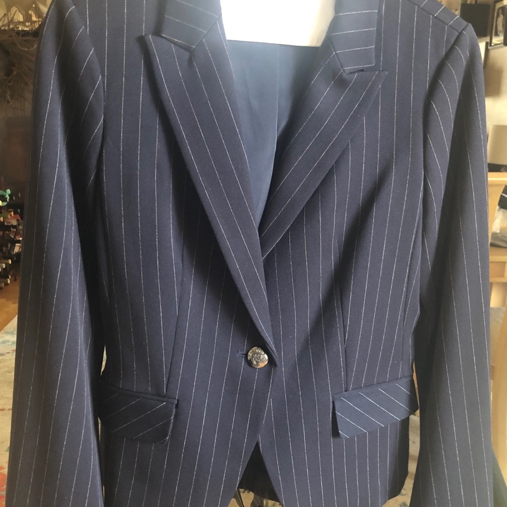 Express Suit